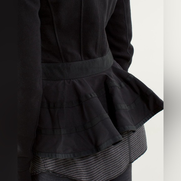 Vintage Lululemon Scuba Hoodie *Ruffled Up - Picture 13 of 13